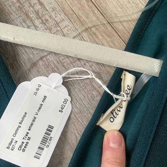 OLIVE TREE Wrap Dress - Picture 4 of 4